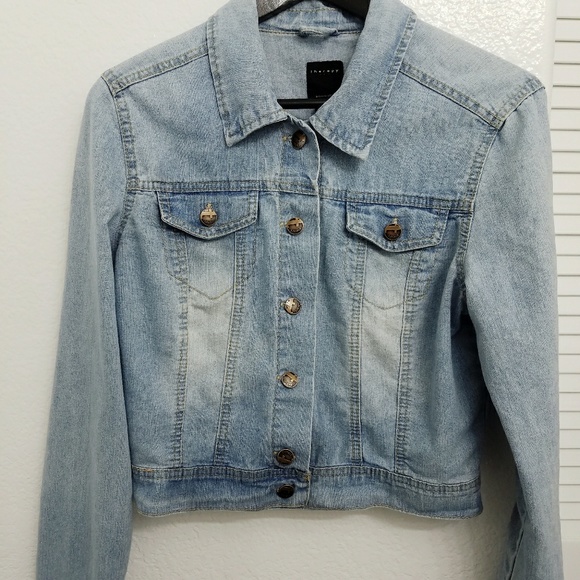 lightweight denim material